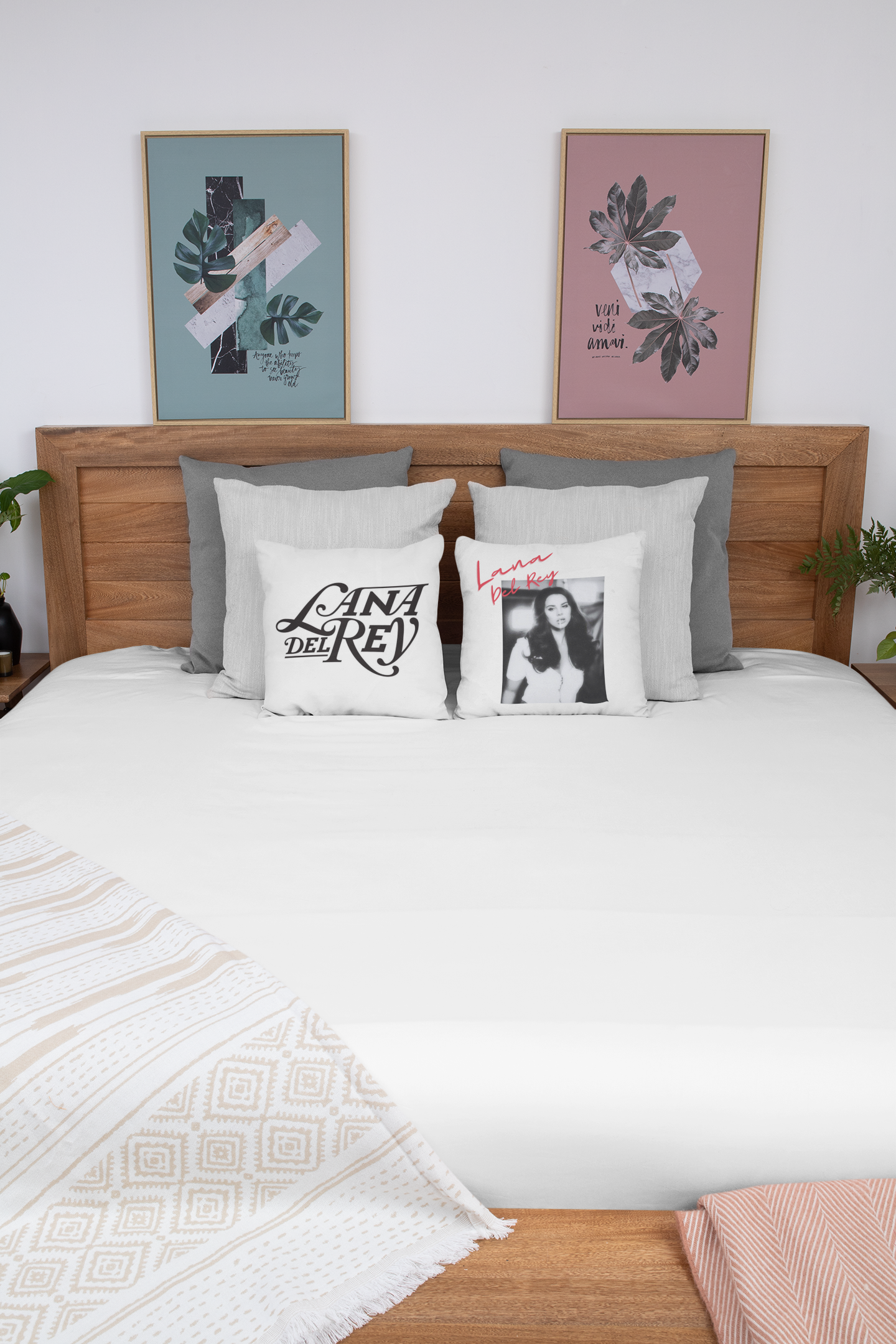 Lana Del Rey (Pack of Two Pillowcases)